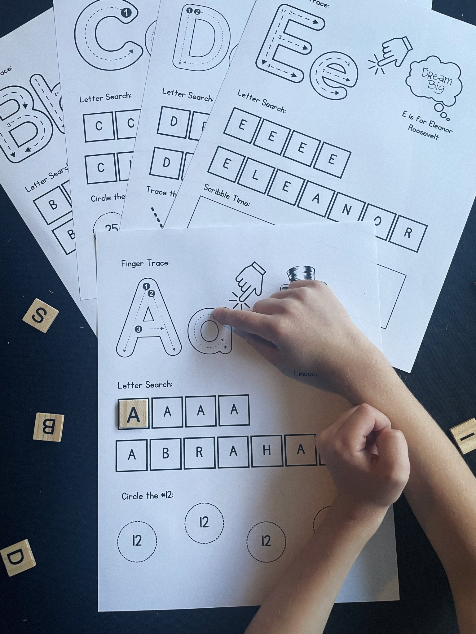 Exploring History from A - Z Tiny Tot Edition - littlelionhistory